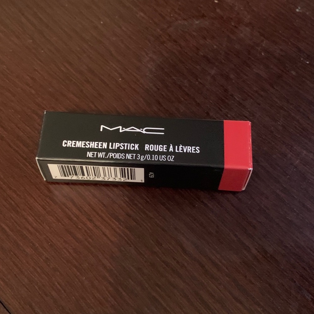 NWT MAC Cremesheen Lipstick - Dozen Carnations - Picture 4 of 4